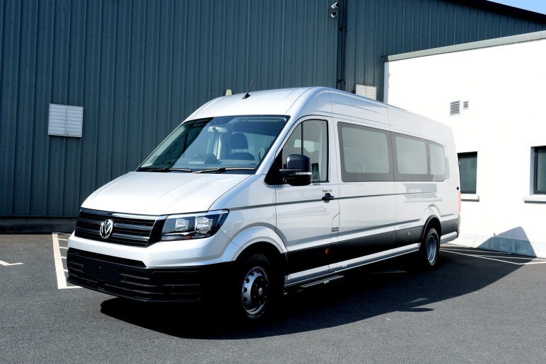 Туристический микроавтобус VOLKSWAGEN CRAFTER (19 мест)