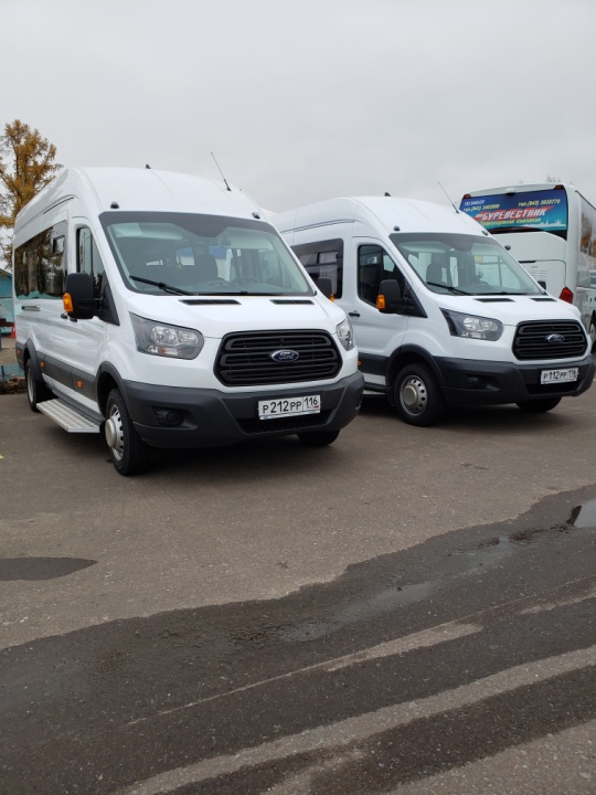 Туристический минивен FORD TRANSIT (17 мест)